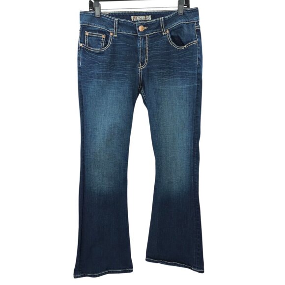 BKE Culture Stretch Boot Cut Jeans Womens 33 Mid Rise Distressed Whiskered Denim - Picture 1 of 15